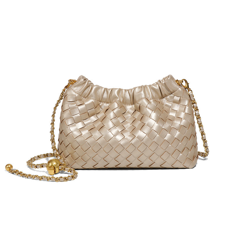 新款包包女皱褶云朵包时尚小金球手工编织包小香风秋季单肩斜挎包