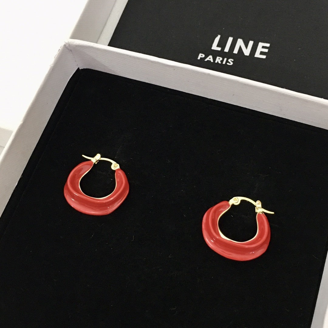 赛家新款celin秀创意彩色珐琅小号金色饰面黄铜圈式扭曲圆圈耳环