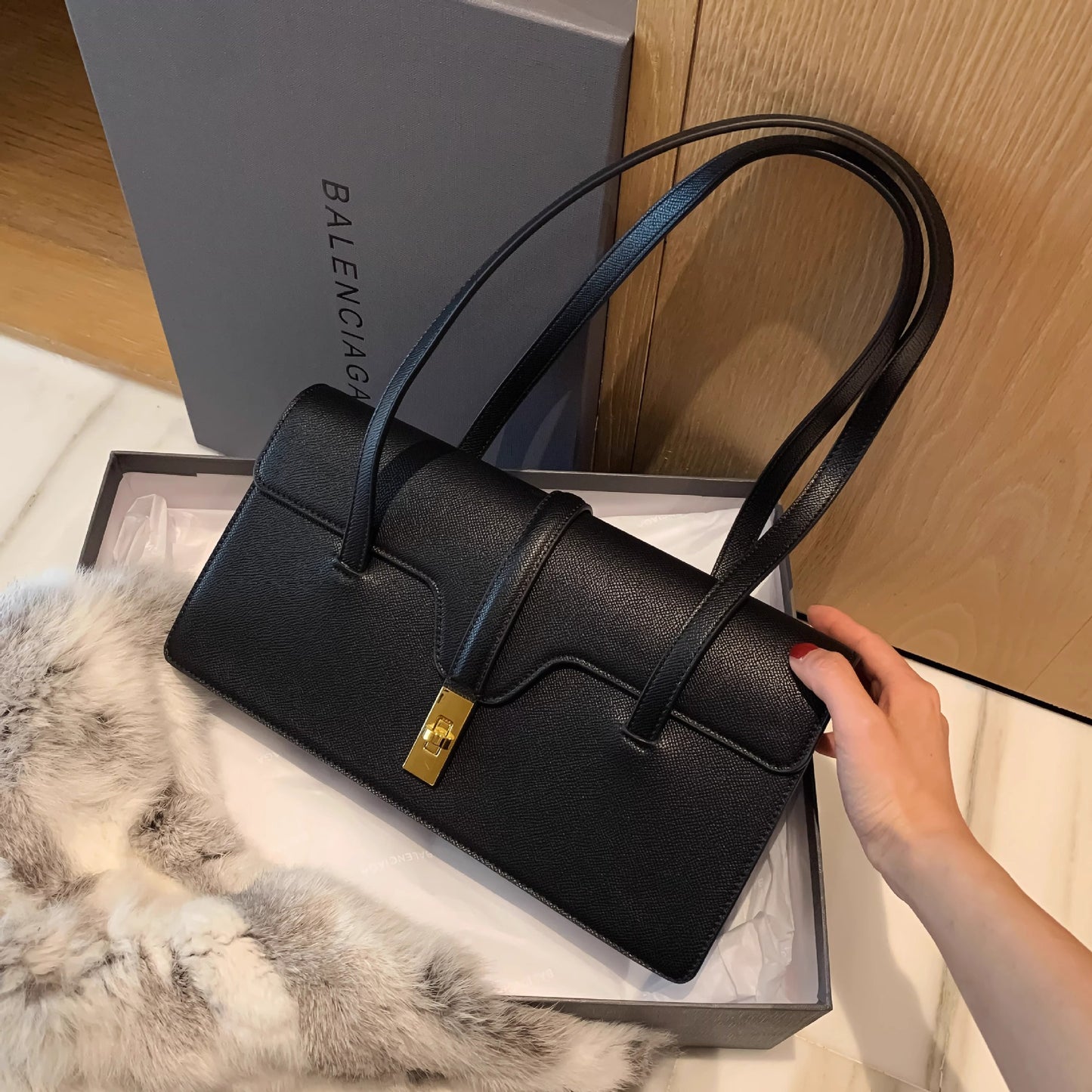 高级感风琴包包2023新款潮女包单肩手提时尚简约通勤腋下包 代发