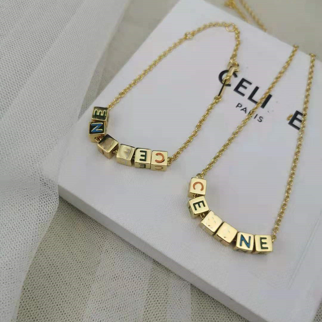 赛家新款字母方块项链手链女高级感时尚气质celi骰子锁骨链手链