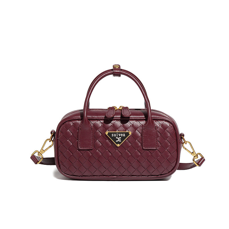 新款潮流枕头包单肩斜挎小方包高级感百搭手拎包时尚手工编织包包