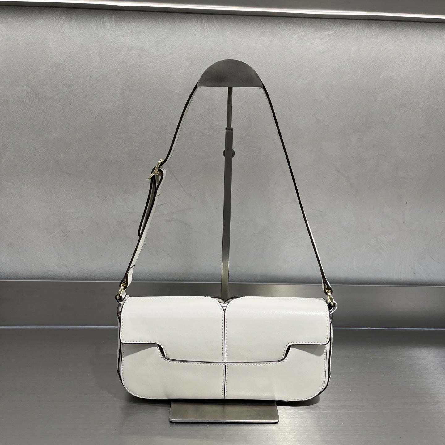 今年流行包包女2025新款质感小众编织手提腋下包洋气迷你口红包