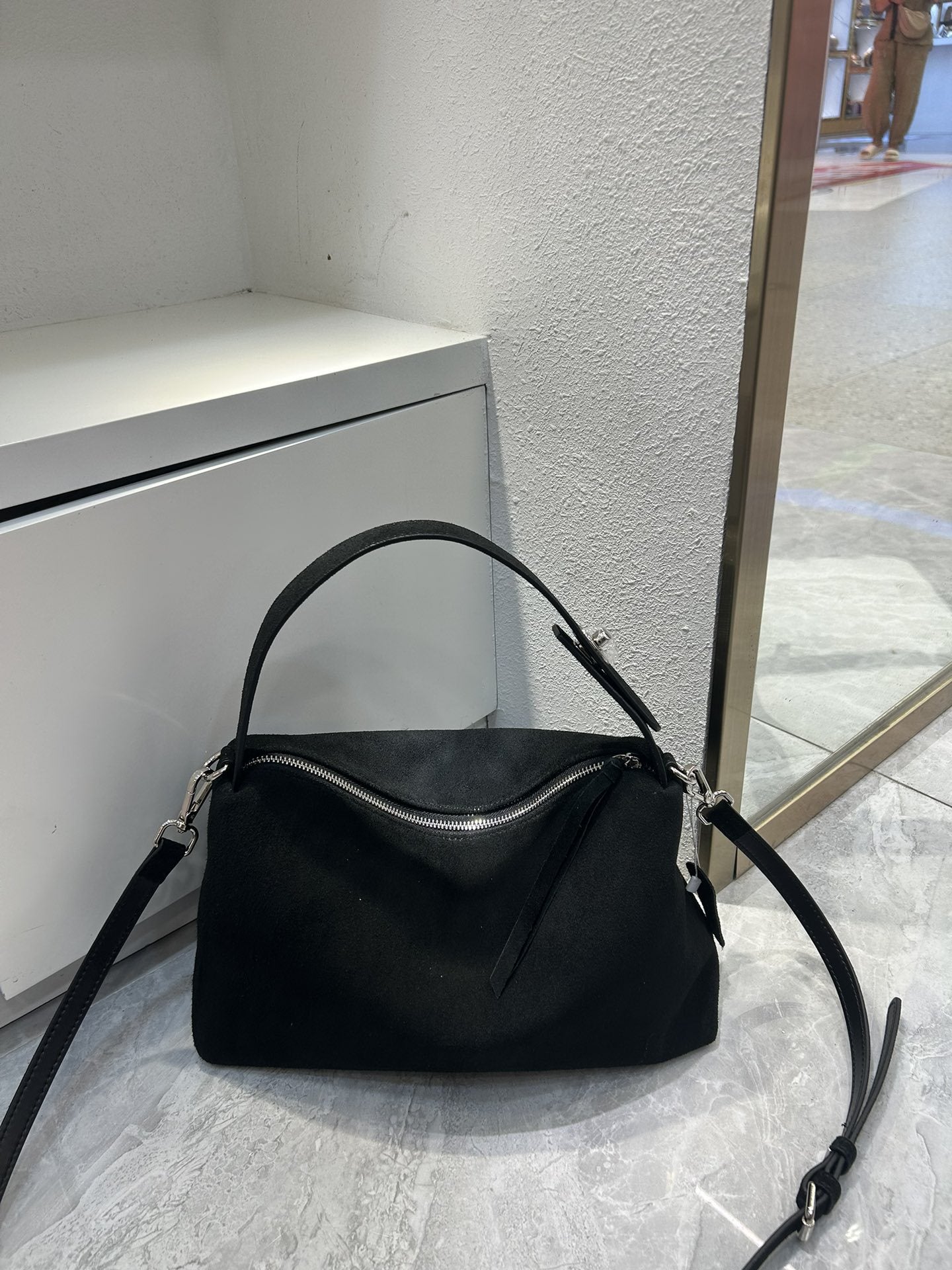 秋冬新款磨砂牛皮腋下包女单肩包韩版时尚白领真皮女包质感斜挎包