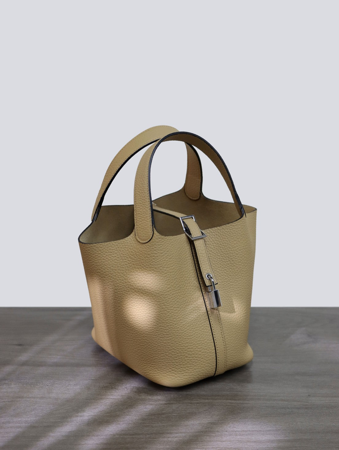 进口头层TC牛皮蜡线小号18Picotin菜篮子水桶包手提女包 无痕代发