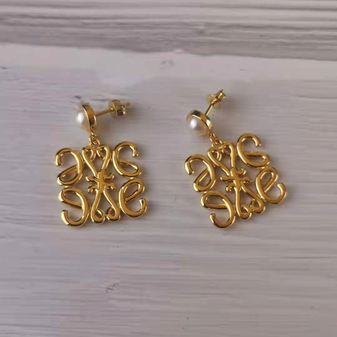 罗家2021新款珍珠耳环几何抽象网红同款个性百搭高级感月饼耳钉