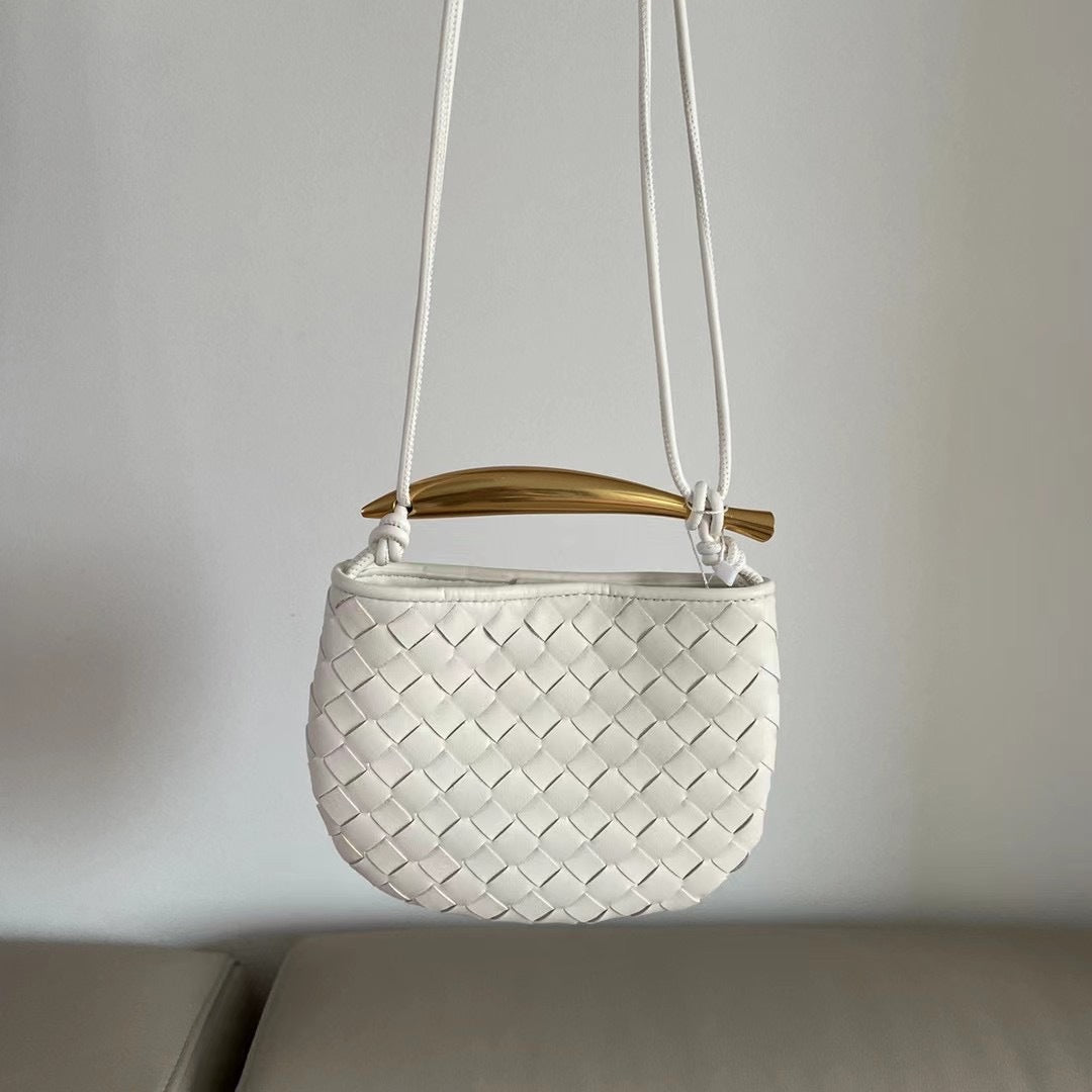 小众设计师编织新款金属手拎高级饺子包真皮牛皮休闲手提女士包包