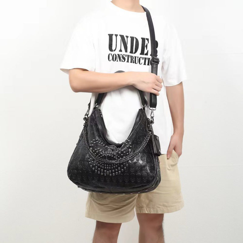 欧美跨境潮酷朋克包链条 流浪街头末日骷髅 铆钉包个性单肩斜挎包