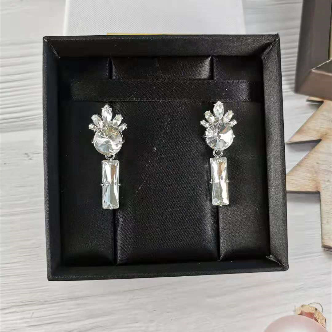 缪家新款仿水晶皇冠耳环女镶钻气质高级大气INS风耳饰水钻耳钉