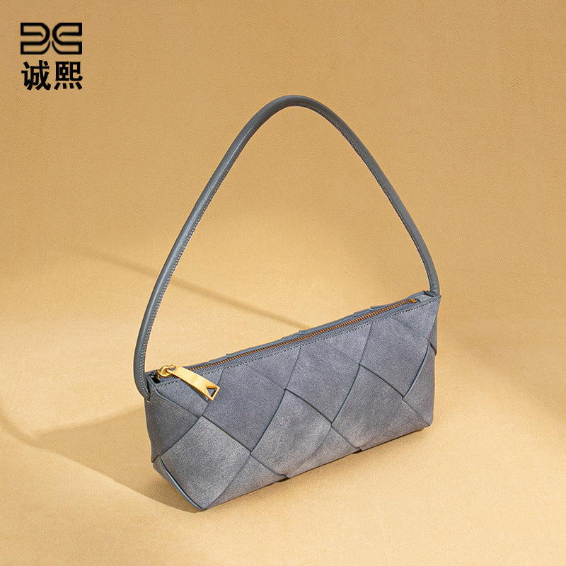 时尚小众设计单肩女包秋冬磨砂麂皮绒编织包包潮流复古手拎腋下包