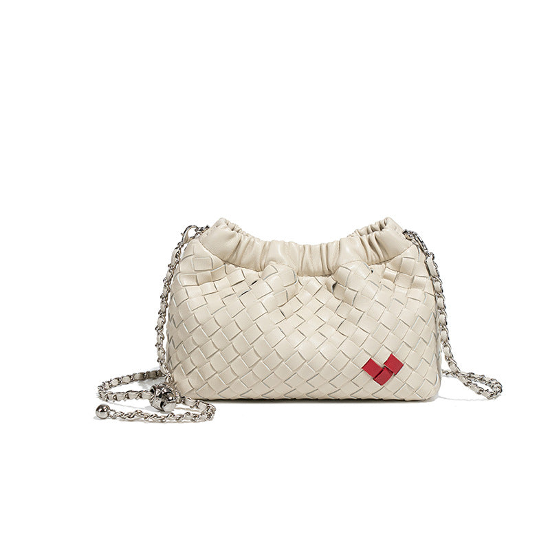 新款编织皱褶云朵包时尚休闲百搭小香风斜跨包小众设计爱心单肩包