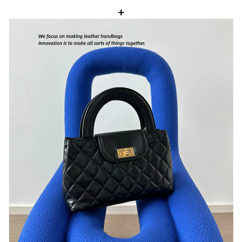 2023新款小香风复古小巧菱格手提包链条斜挎牛皮小包女简约时尚