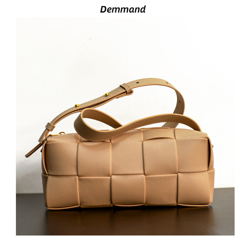 腰包真皮女包编织包包2022新款单肩斜挎胸包女简约时尚轻奢