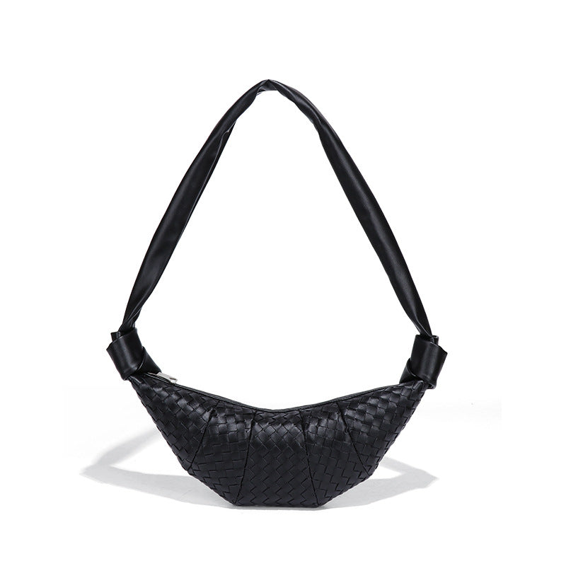 韩版慵懒风牛角包潮流单肩斜挎饺子包小众编织女包新款时尚可颂包