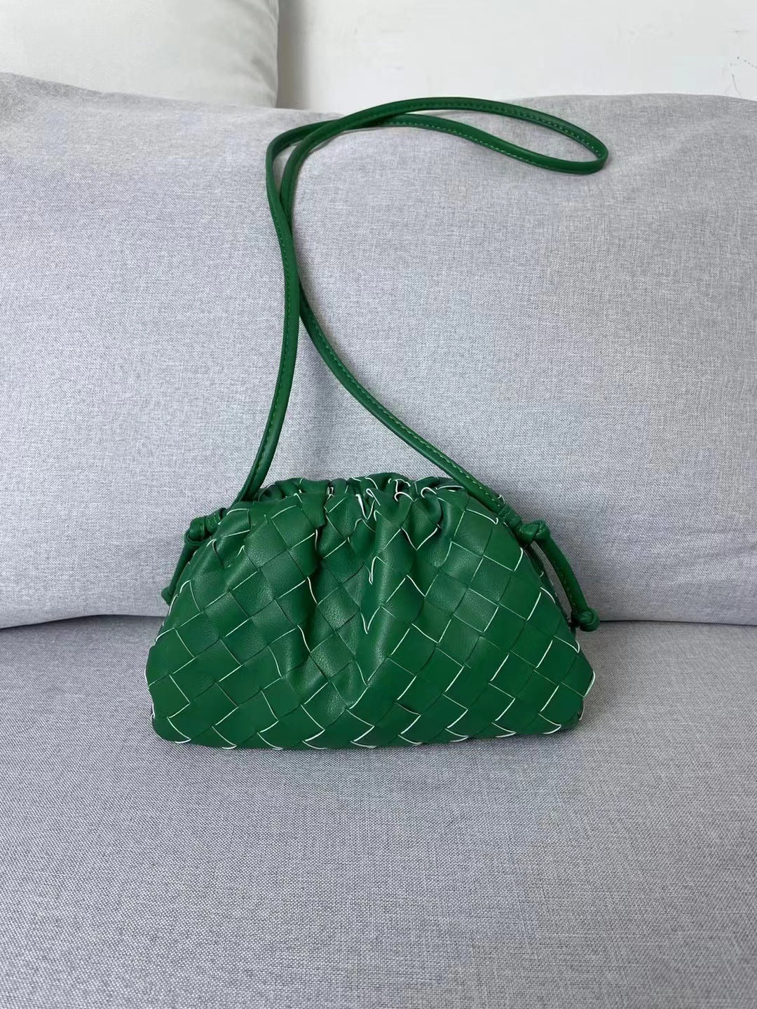 包包女皱褶饺子包真皮云朵包牛皮编织单肩斜挎包阿希歌同款时尚