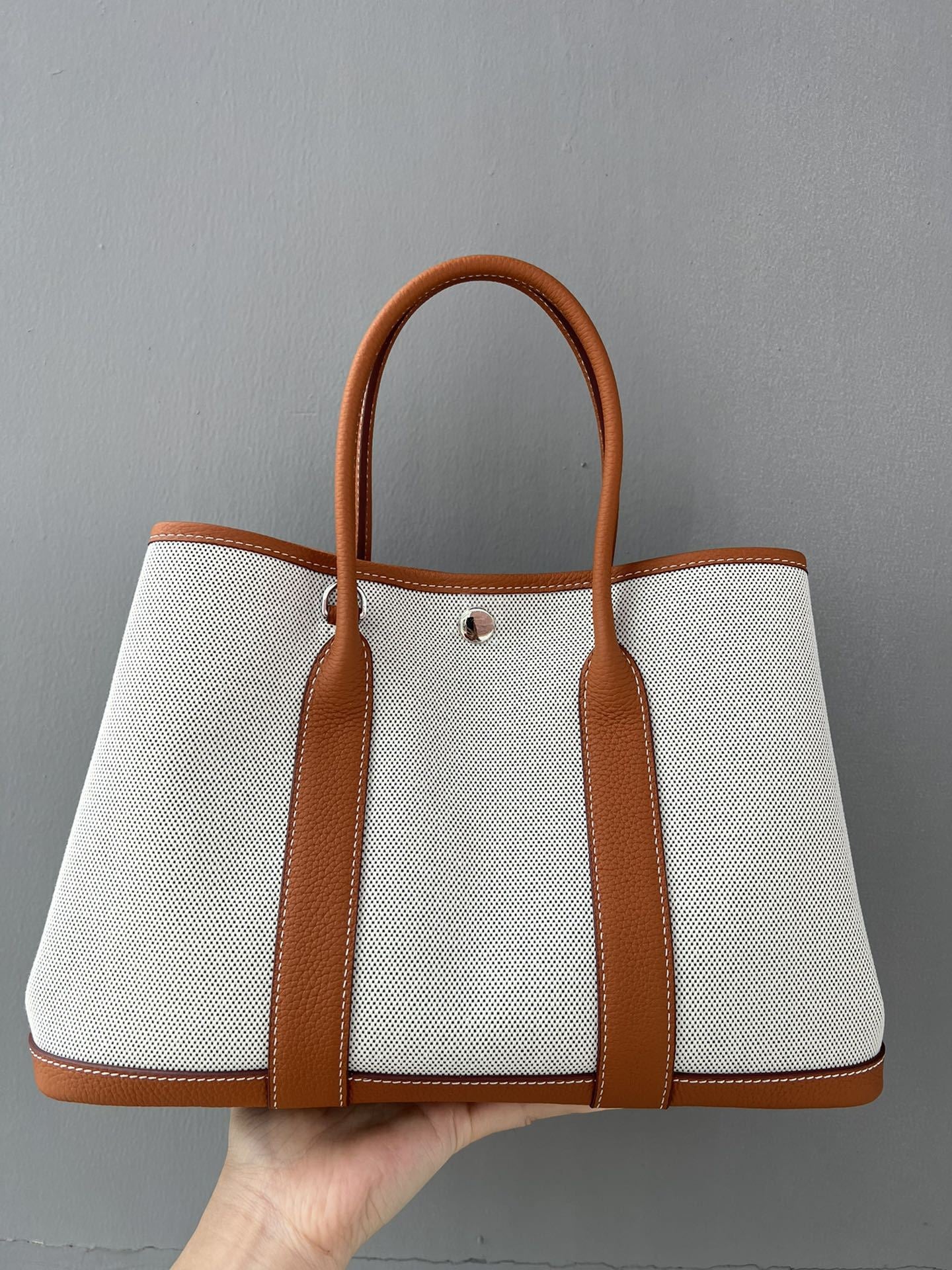 2025帆布女新款手提包时尚休闲通勤大容量头层牛皮撞色花园托特包