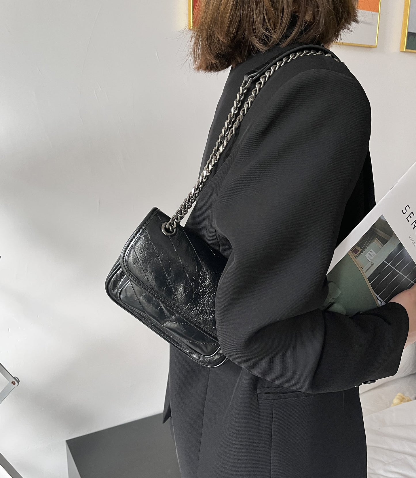 真皮腋下包女2023新款油蜡皮邮差包流浪包复古链条包斜挎一件代发