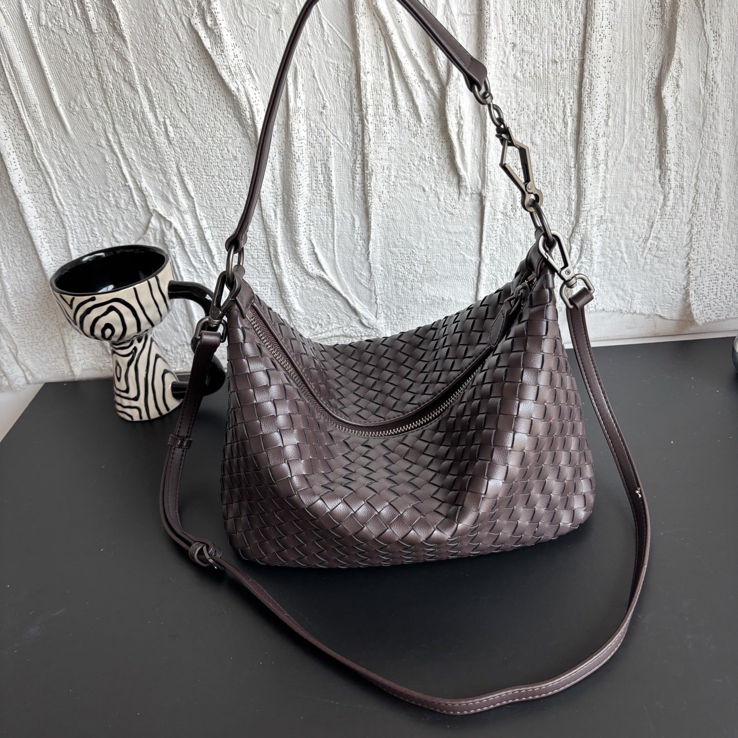 羊皮编织饭盒包饺子包遛狗包慵懒风双肩带腋下包手挽手提斜挎女包