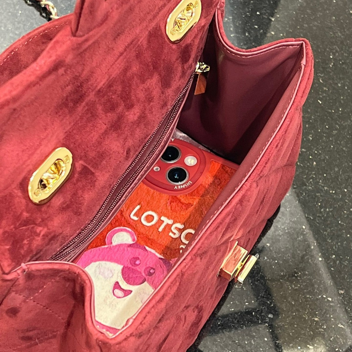 高级感磨砂麂皮菱格包包女新款大容量通勤单肩斜挎小方包红色小包