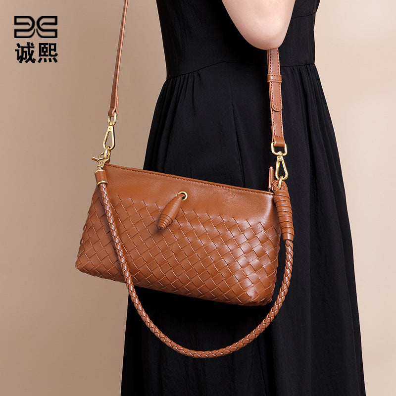 新款百搭手工编织包包简约潮流单肩腋下女包通勤大容量单肩斜挎包