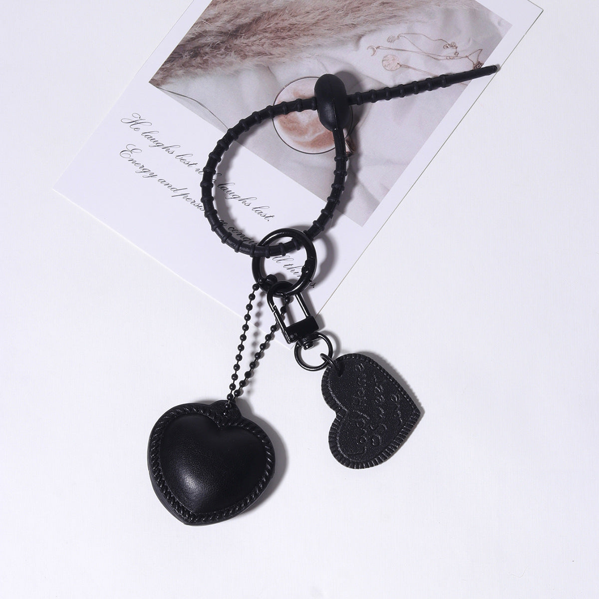 跨境热销磨砂质感亚克力包包挂件杯子挂饰挂件扎带时尚热销桃心