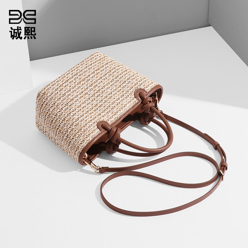 批发包包女清新文艺简约百搭时尚草编沙滩包单肩手提托特包斜挎包