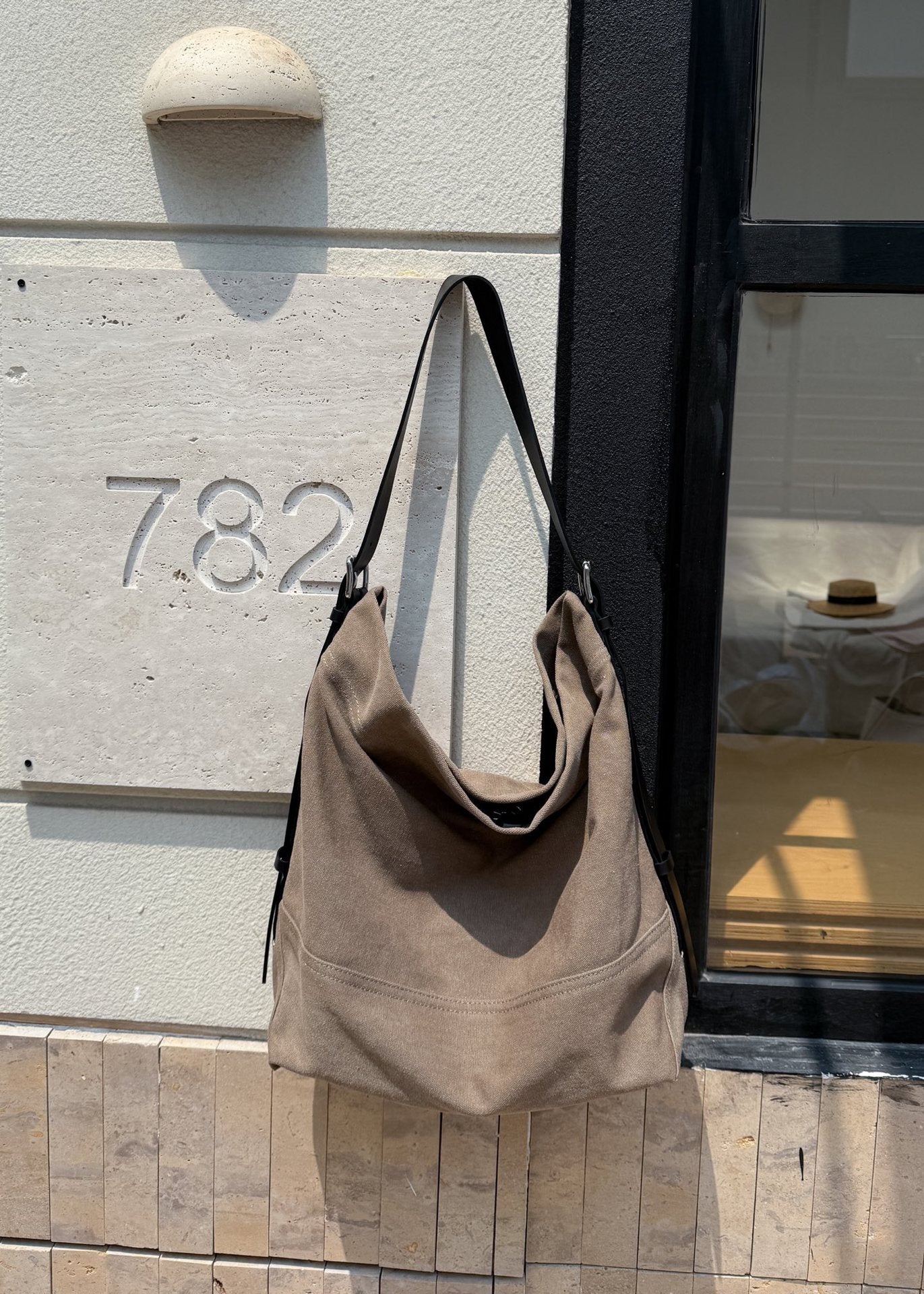 2025春夏新款网红同款时尚百搭帆布托特极简灰色设计单肩包包大包