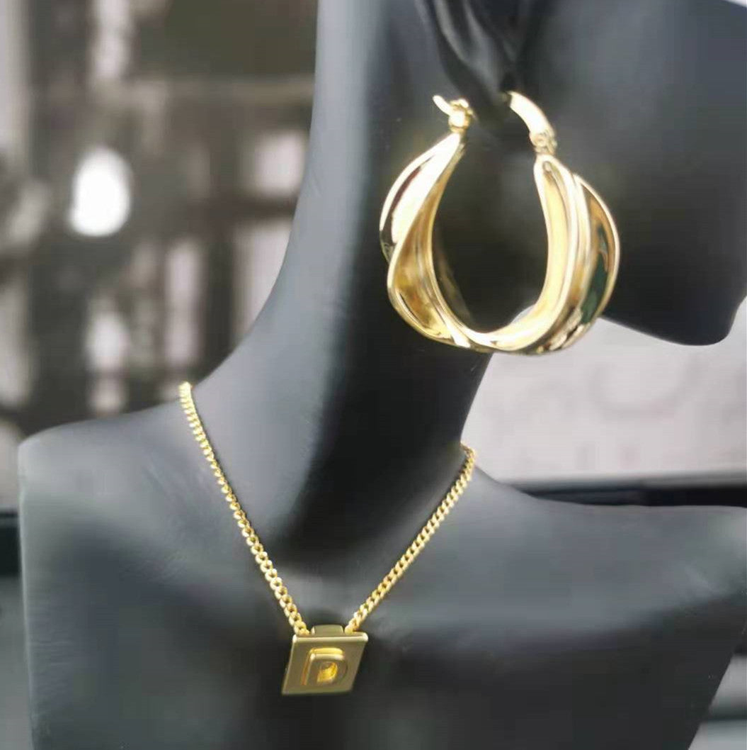 赛家新款耳圈CEL极简欧美复古金色气质个性耳饰扭曲金属大耳环女