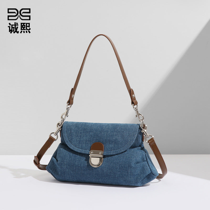 原创设计韩版手提信封包软面牛仔布单肩腋下包百搭大容量斜挎女包