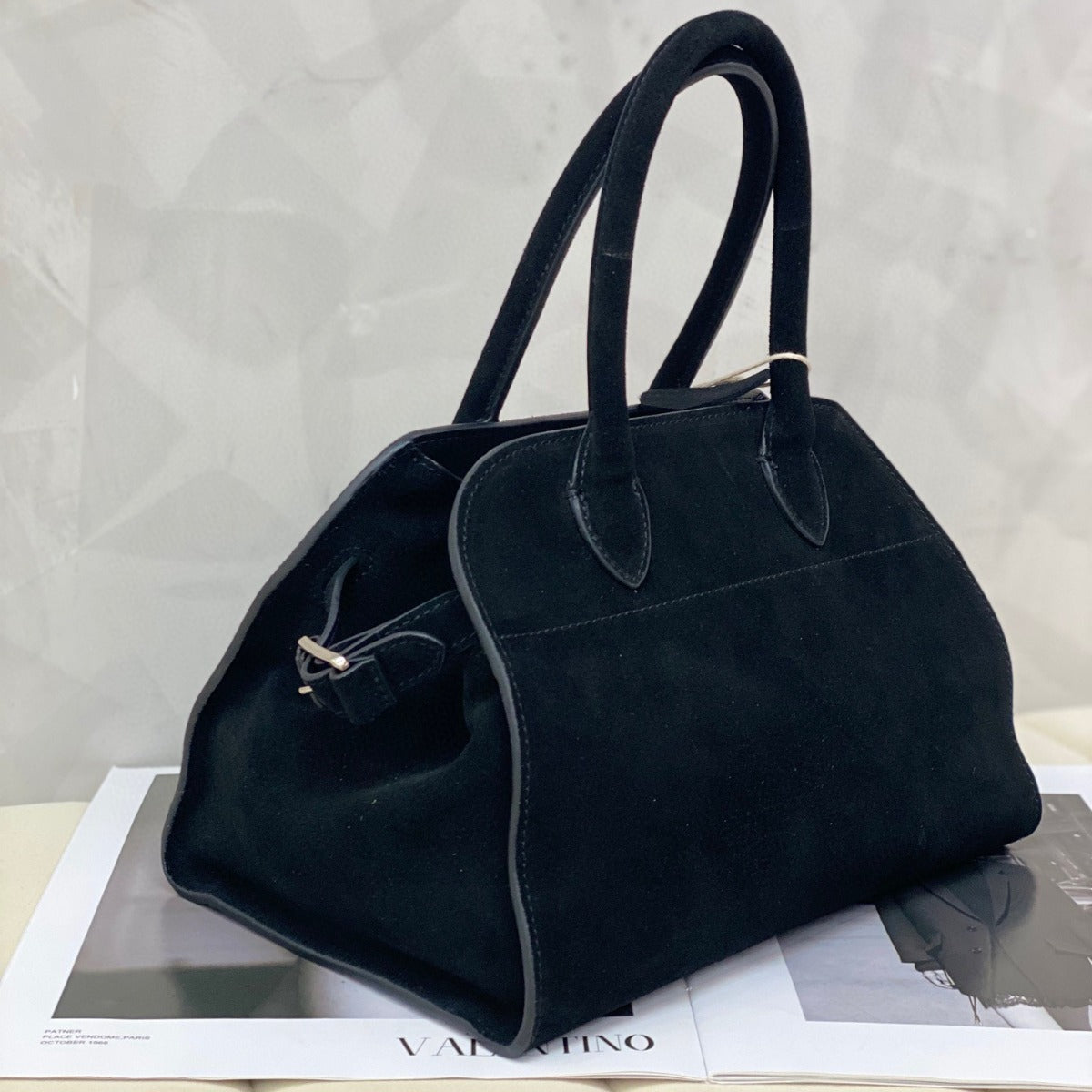 进口磨砂皮潮流通勤手提包轻奢简约大容量女包包抖音直播供应代发