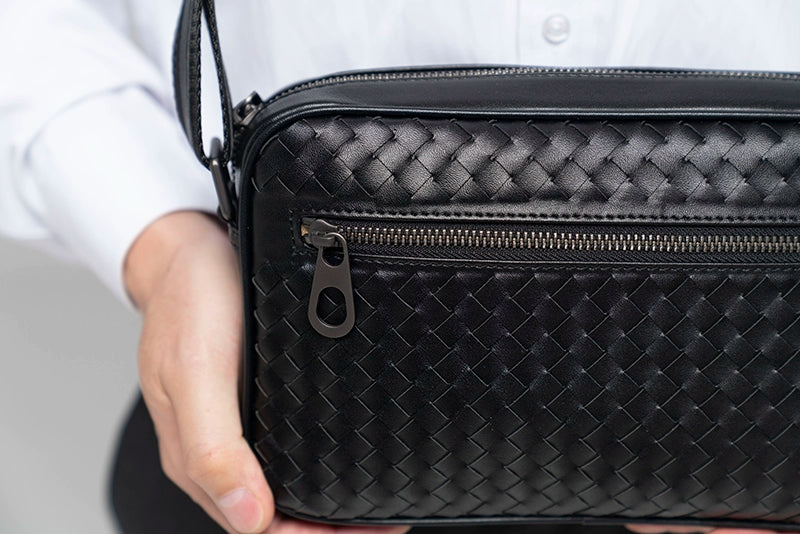 X&BV男士斜挎包商务横款青年编织潮牌时尚小背包休闲百搭单肩包男