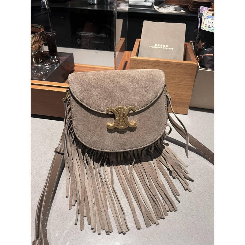 小众设计凯旋门流苏马鞍包2023新款美拉德复古麂皮绒链条斜跨小包