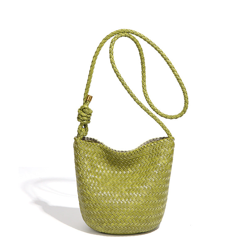 新款复古手工编织包包女时尚潮流单肩斜跨包小众设计高级感水桶包