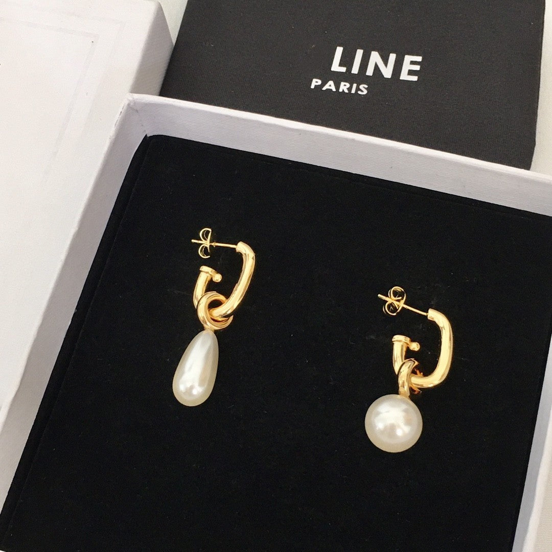 Cel家22新款贝珠不对称耳钉女高级感气质光面几何型珍珠耳环