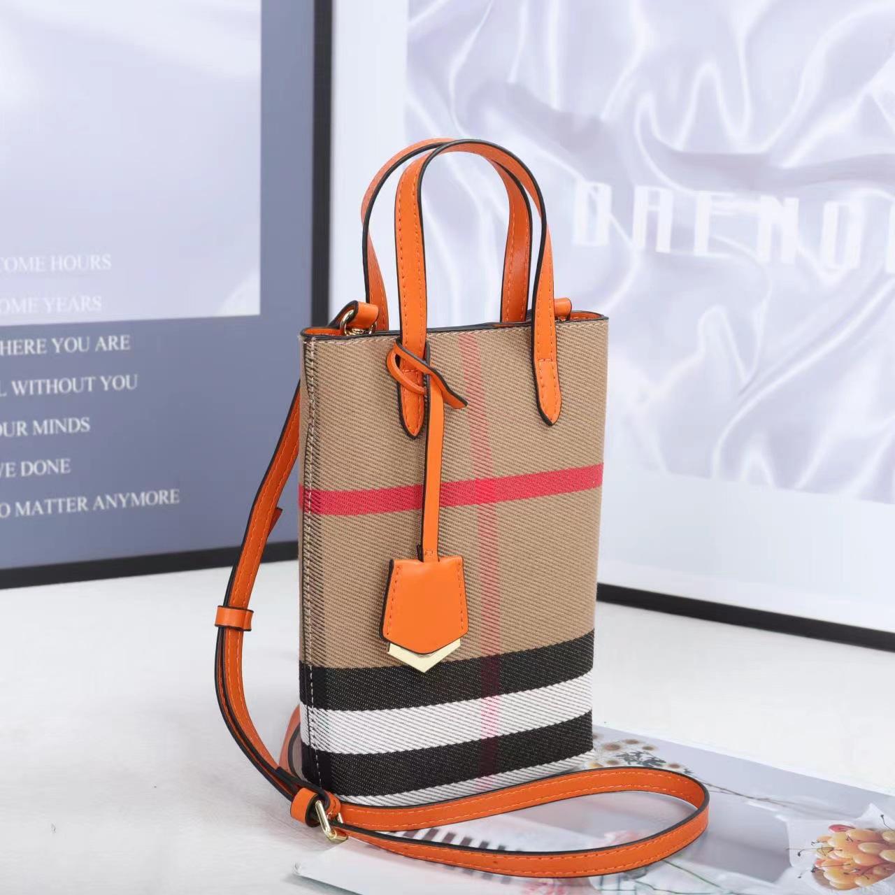 手机包女网红美拉德 轻便手提斜挎包超火放装小包包迷你高端秋冬