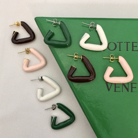 BV家21新款三角几何形珐琅耳钉女高级感重工不规则银针滴釉耳环