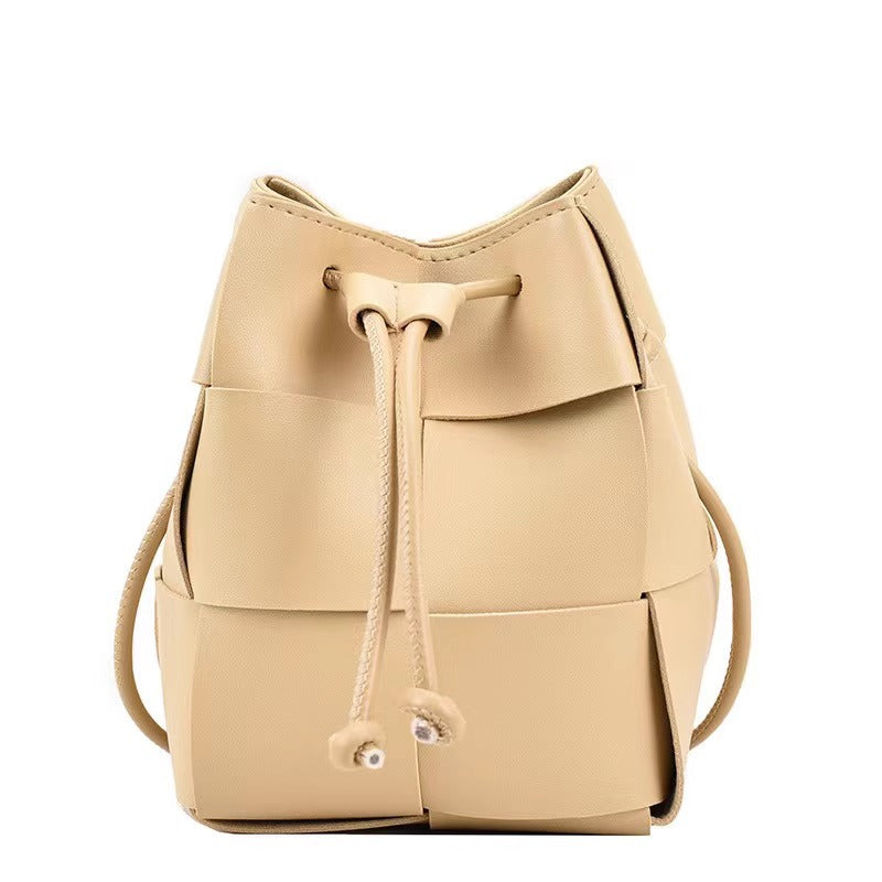 女包时尚百搭2023新款潮夏季休闲编织包运动单肩斜挎包真皮小方包