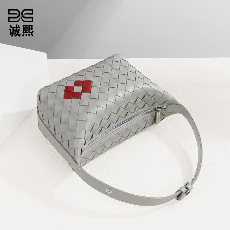 个性潮流简约手拎饭盒包新款红唇夏季单肩包手工编织包包腋下女包