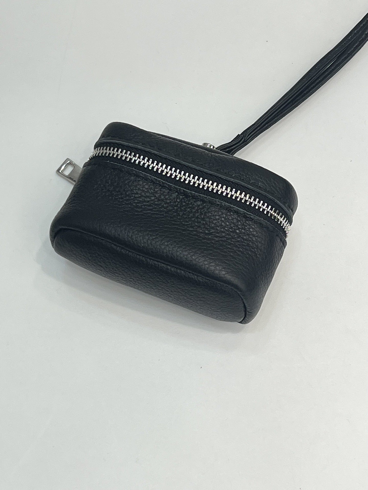 方形pu皮革防水手拿化妆包旅行便携式化妆品收纳包简约时尚旅行包