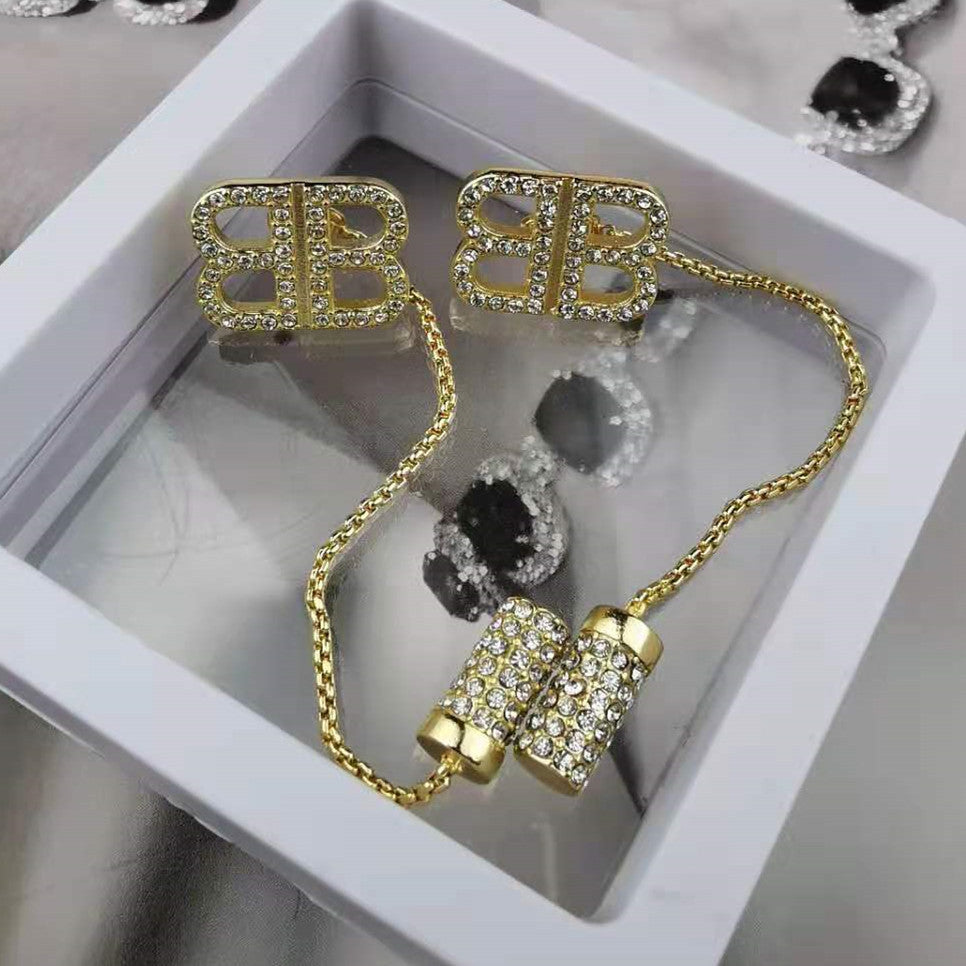 巴家新款闪钻BB字母耳环流苏长款耳坠气质耳钉耳饰女一款二戴耳线