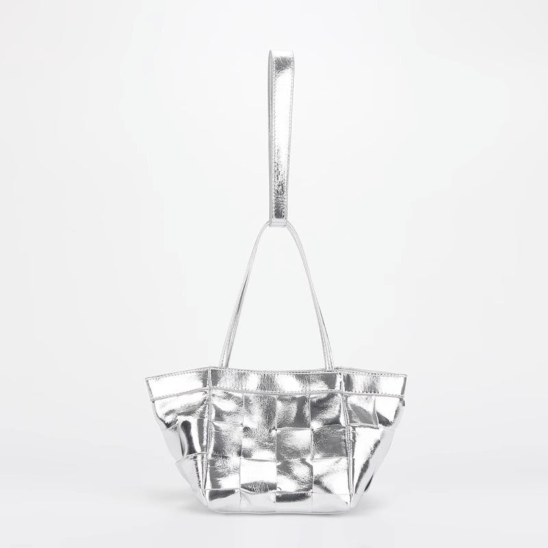 真皮编织菜篮子包女简约水桶包高级感手提翅膀包腋下小方单肩包