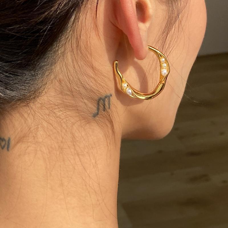 赛家新款C型豌豆荚珍珠耳环C形个性法式复古时尚扭曲珍珠耳钉女