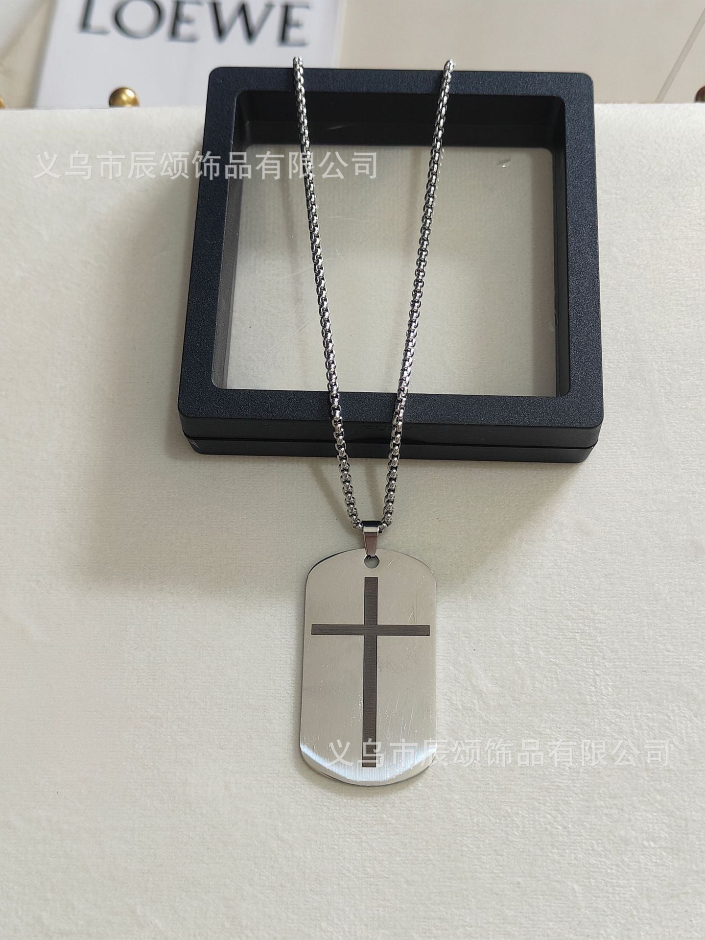 欧美跨境不锈钢军牌项链简约十字架吊坠男士嘻哈小众个性狗牌配饰