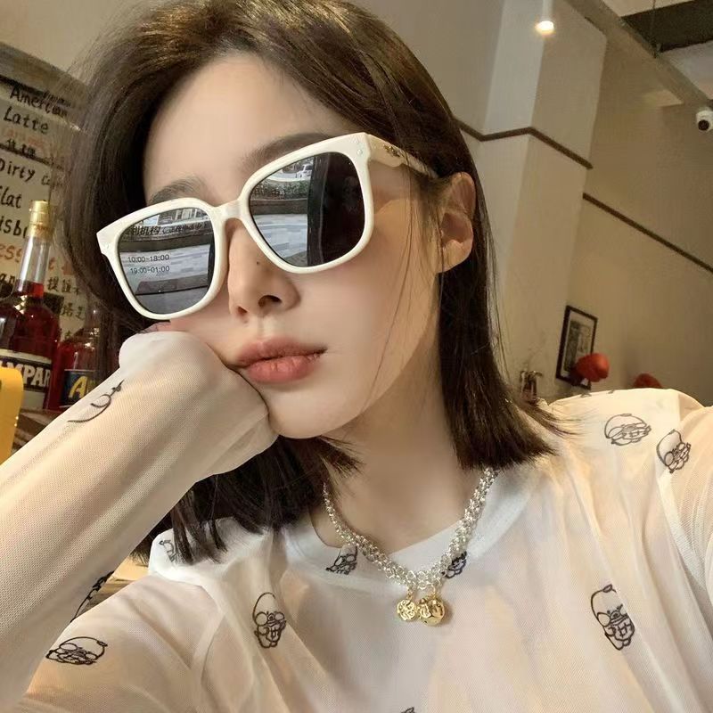 2025年时尚gm墨镜女士出街优雅显脸小太阳镜韩版方框遮阳太阳眼镜