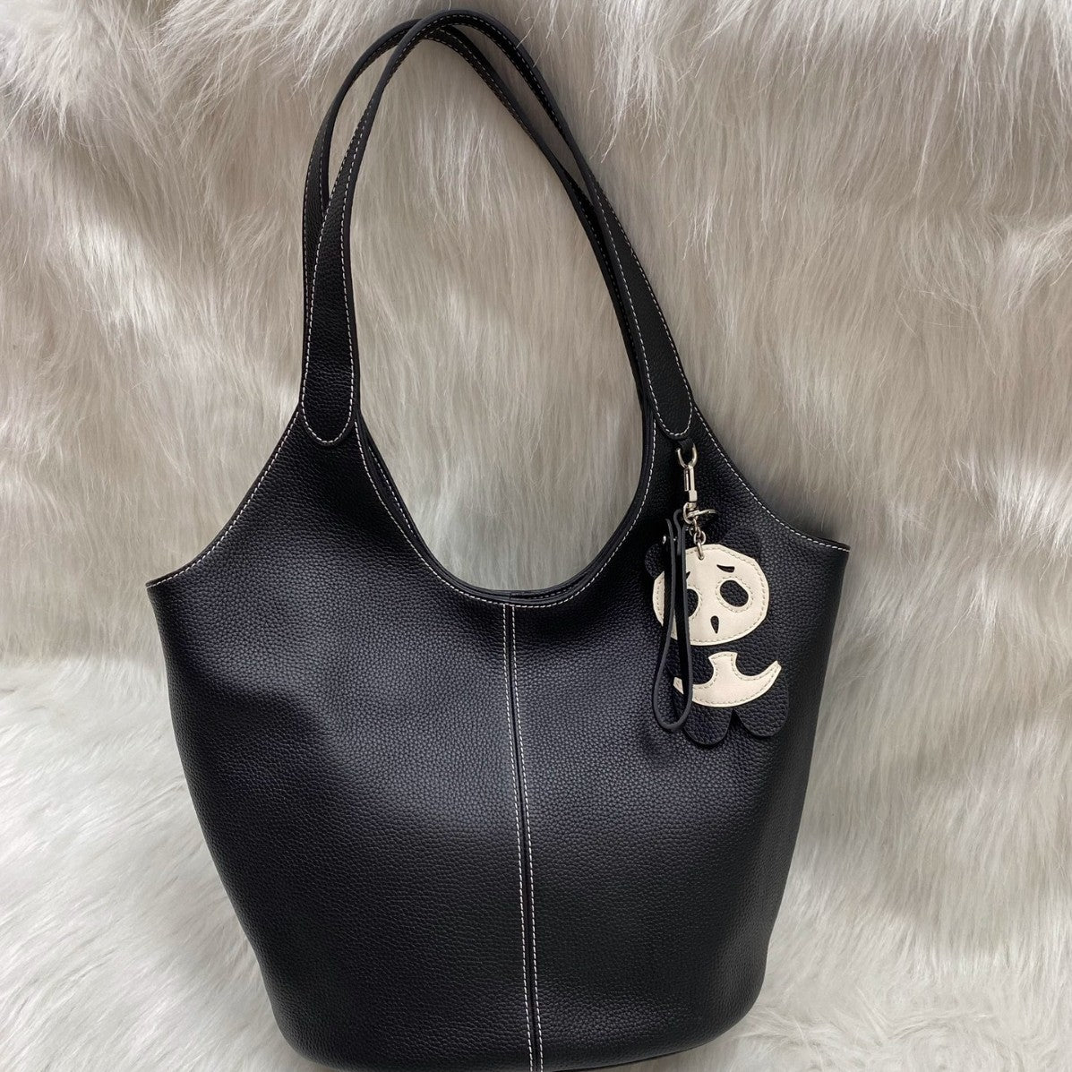 品牌剪标无原包装高端大容量包蜡线TOUGO头层牛皮全钢五金托特包