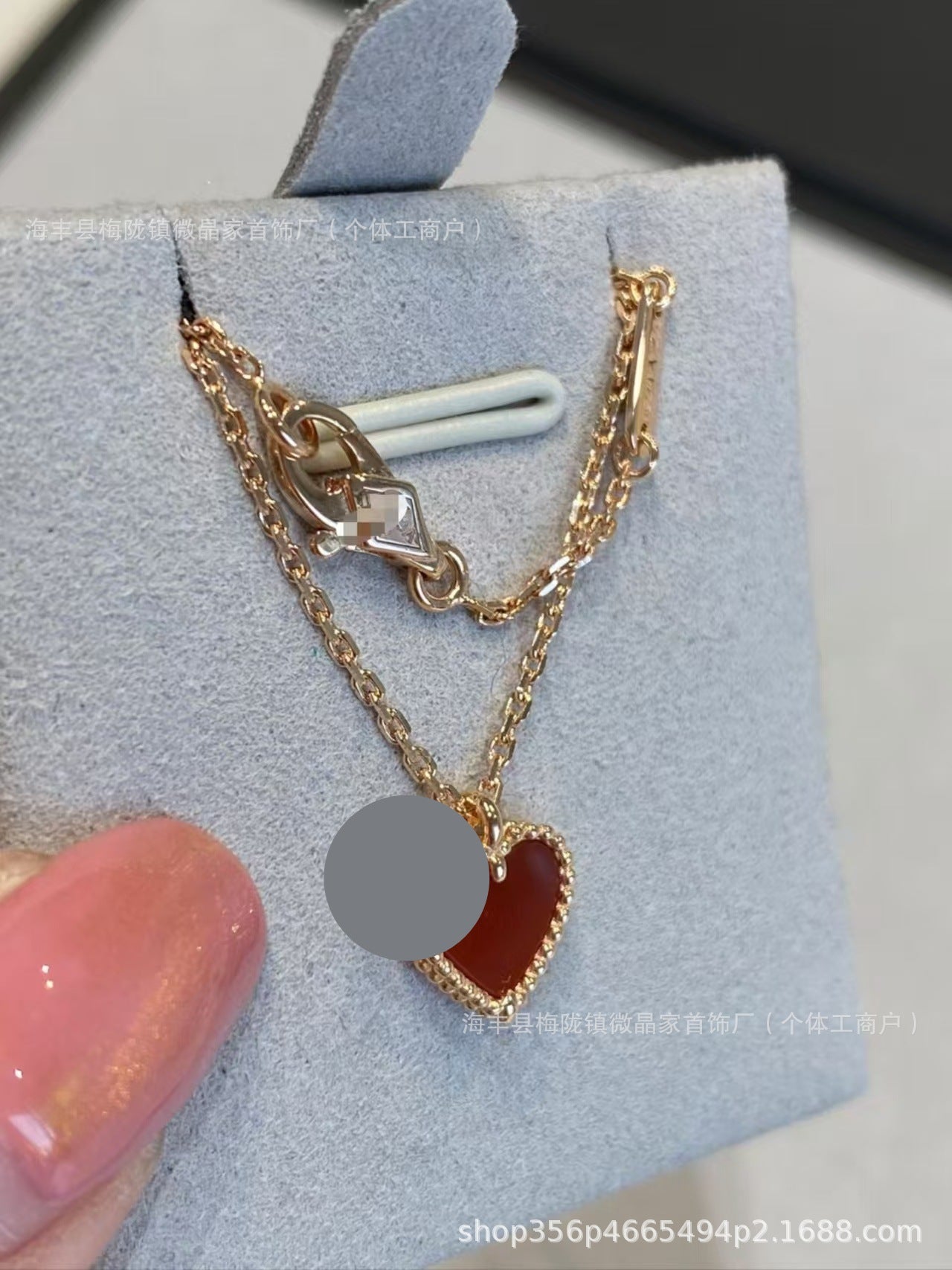 梵家高版桃心红玉髓项链小红心锁骨链时尚小而精致高品质厂家直销