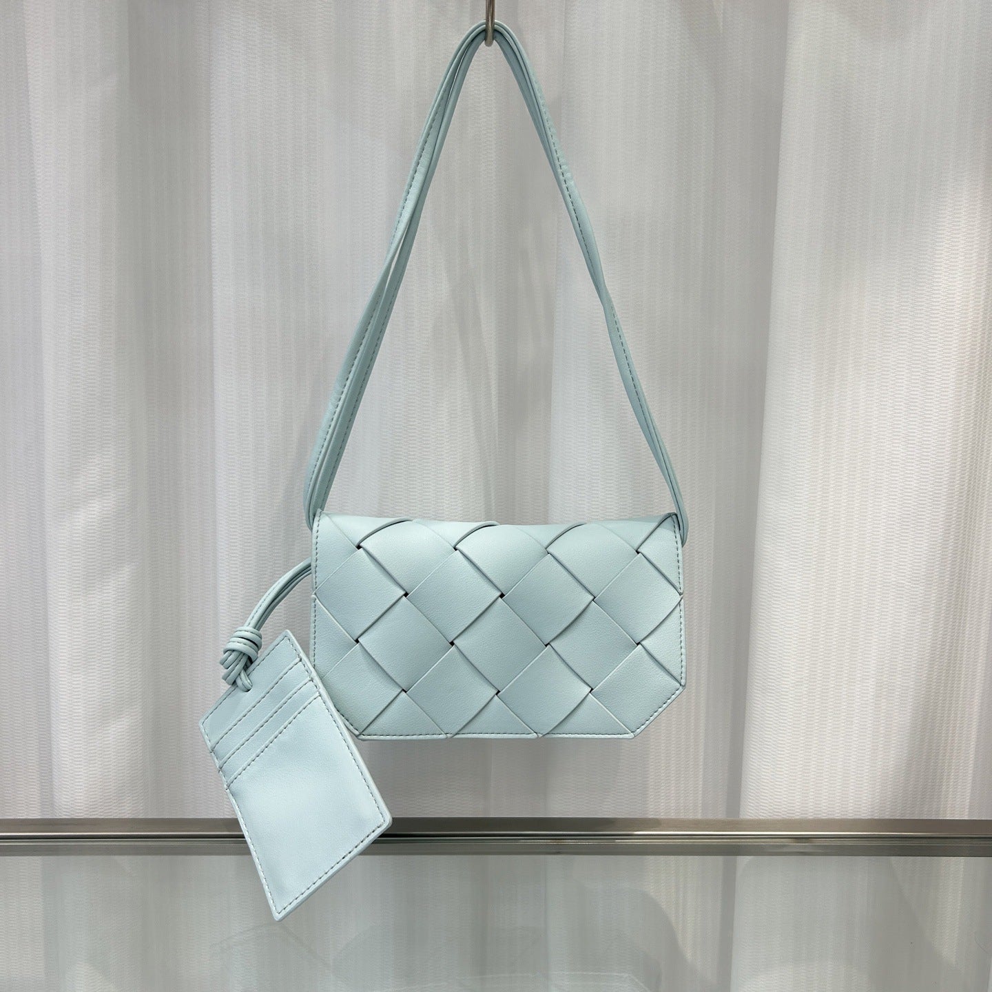 新款潮流真皮手工编织夹子包跨境肩带单肩斜挎厂家直销手机包