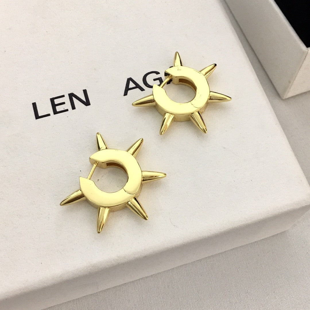 巴黎家21新款六角柳丁耳环女高级感个性朋克风几何形光面气质耳扣