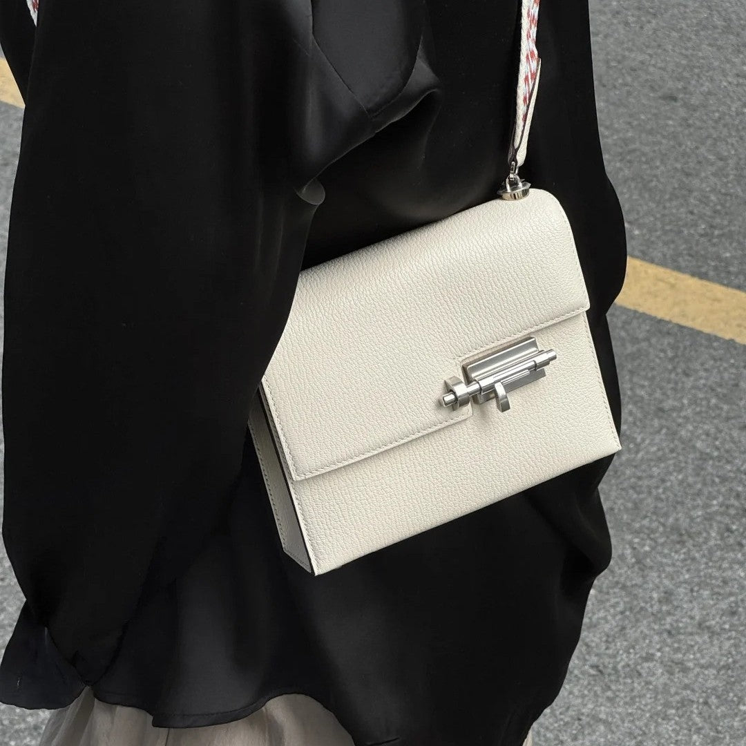 高品质 蜥蜴纹牛皮链条迷你插销包 时髦好搭配气质小方包一件代发