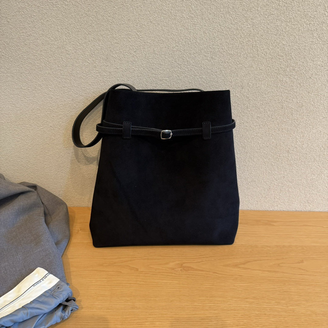 磨砂复古包包女大容量2024新款秋冬休闲单肩手提包上班通勤托特包