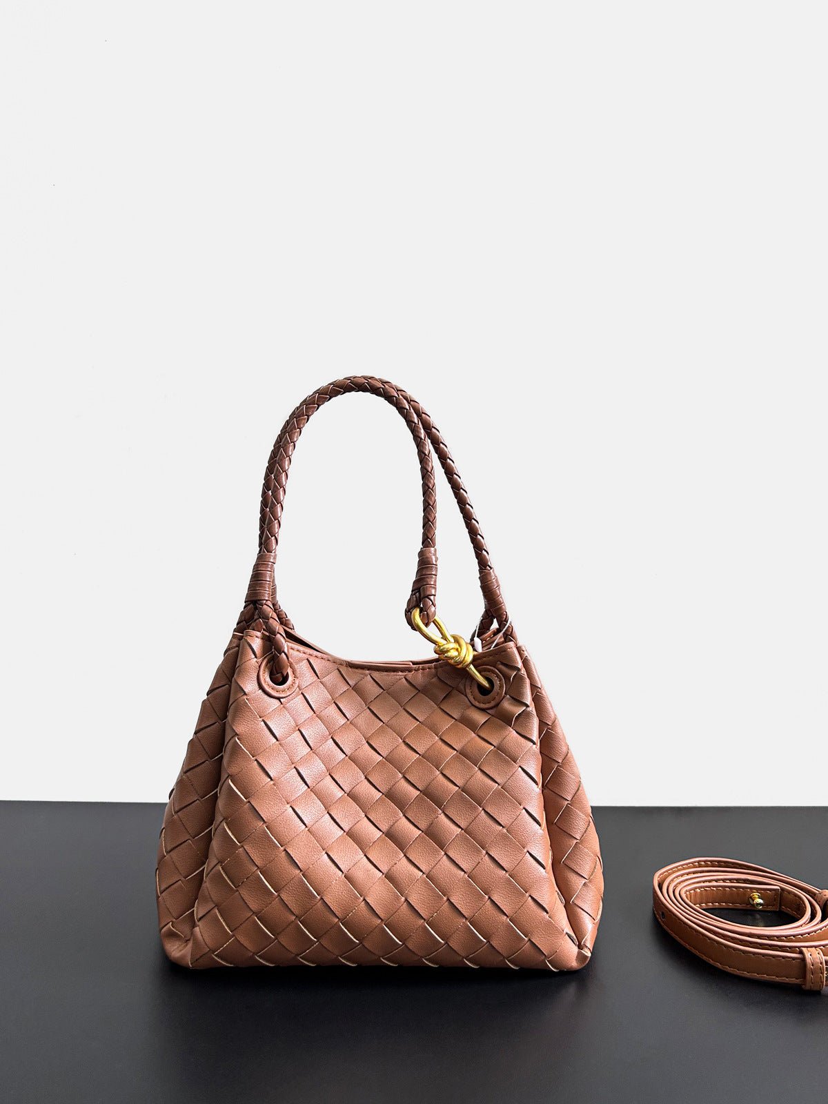 2024新款真皮编织降落伞包舒淇同款手提菜篮子大容量牛皮水桶包